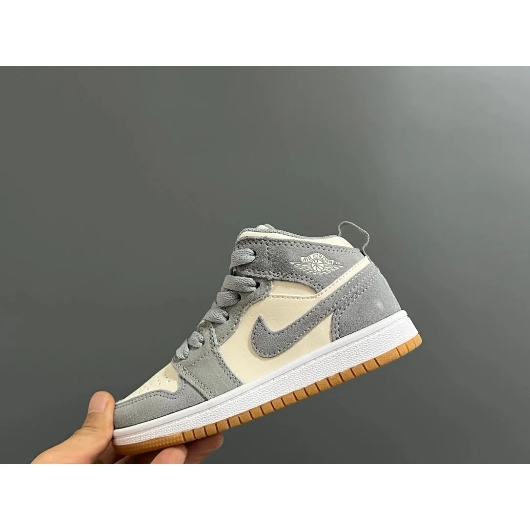 Jordan Nike Air Jordan 1 Mid Light Smoke Grey Sail Sneakers Grey - 1