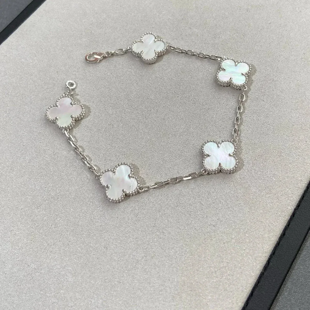 Van Cleef & Arpels Van Cleef & Arpels Alhambra White Mother-of-Pearl Silver Bracelet Silver - 1