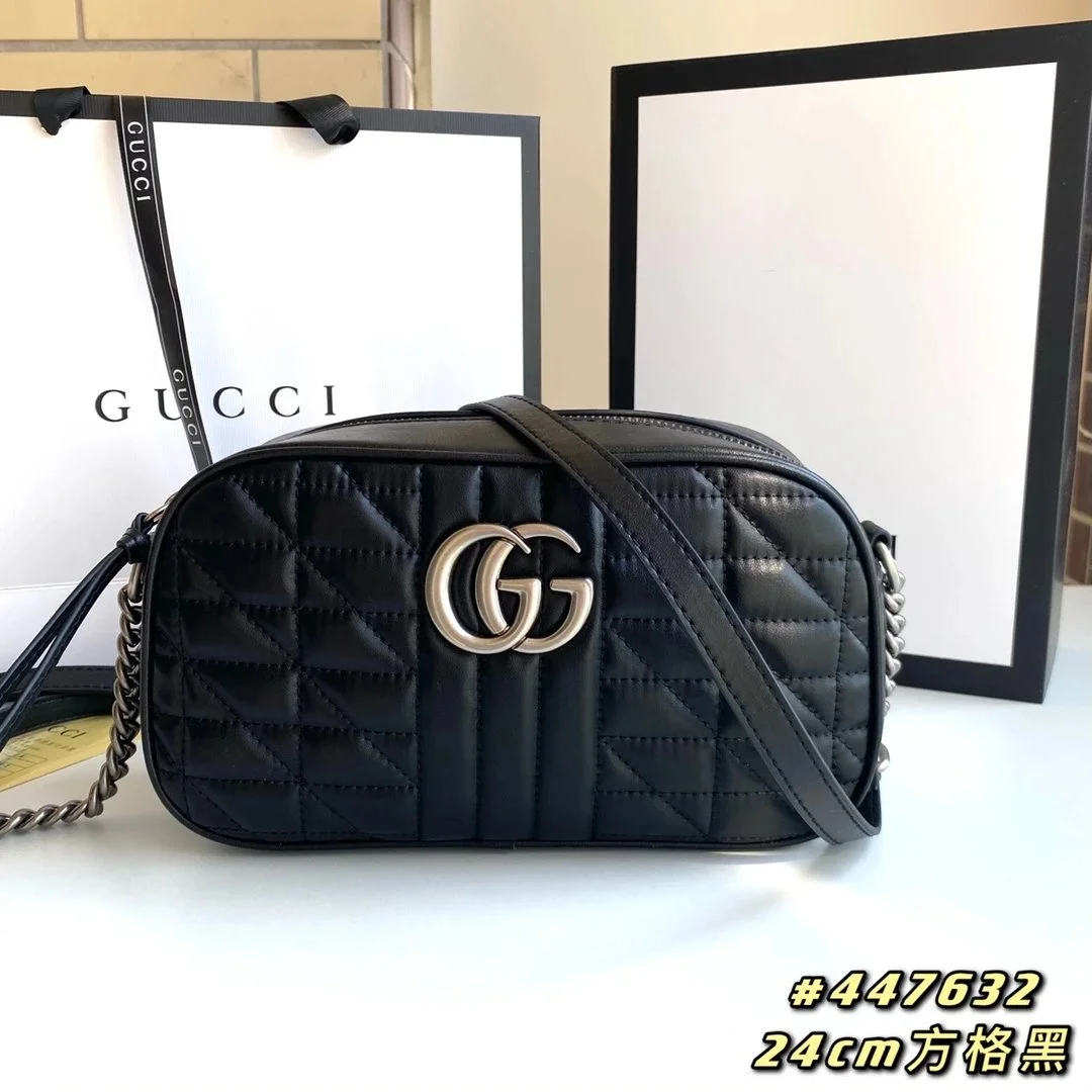 Gucci Gucci GG Marmont Black Quilted Camera Bag Black - 1