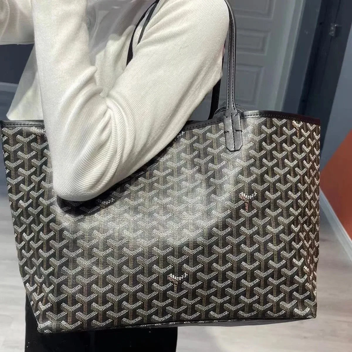 Goyard Goyard Saint Louis New Black Tote Bag Black - 1