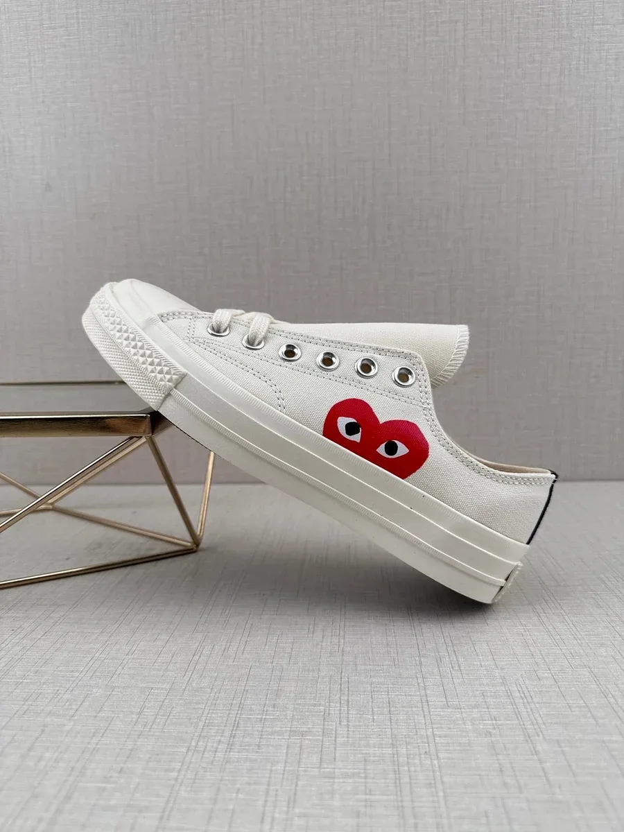 Comme des Garçons Comme des Garçons Play CDG Heart White Sneakers White - 1