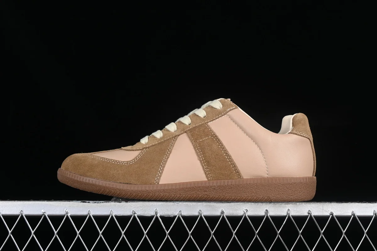 Maison Margiela Maison Margiela Replica Beige & Tan Low Sneakers Beige - 1