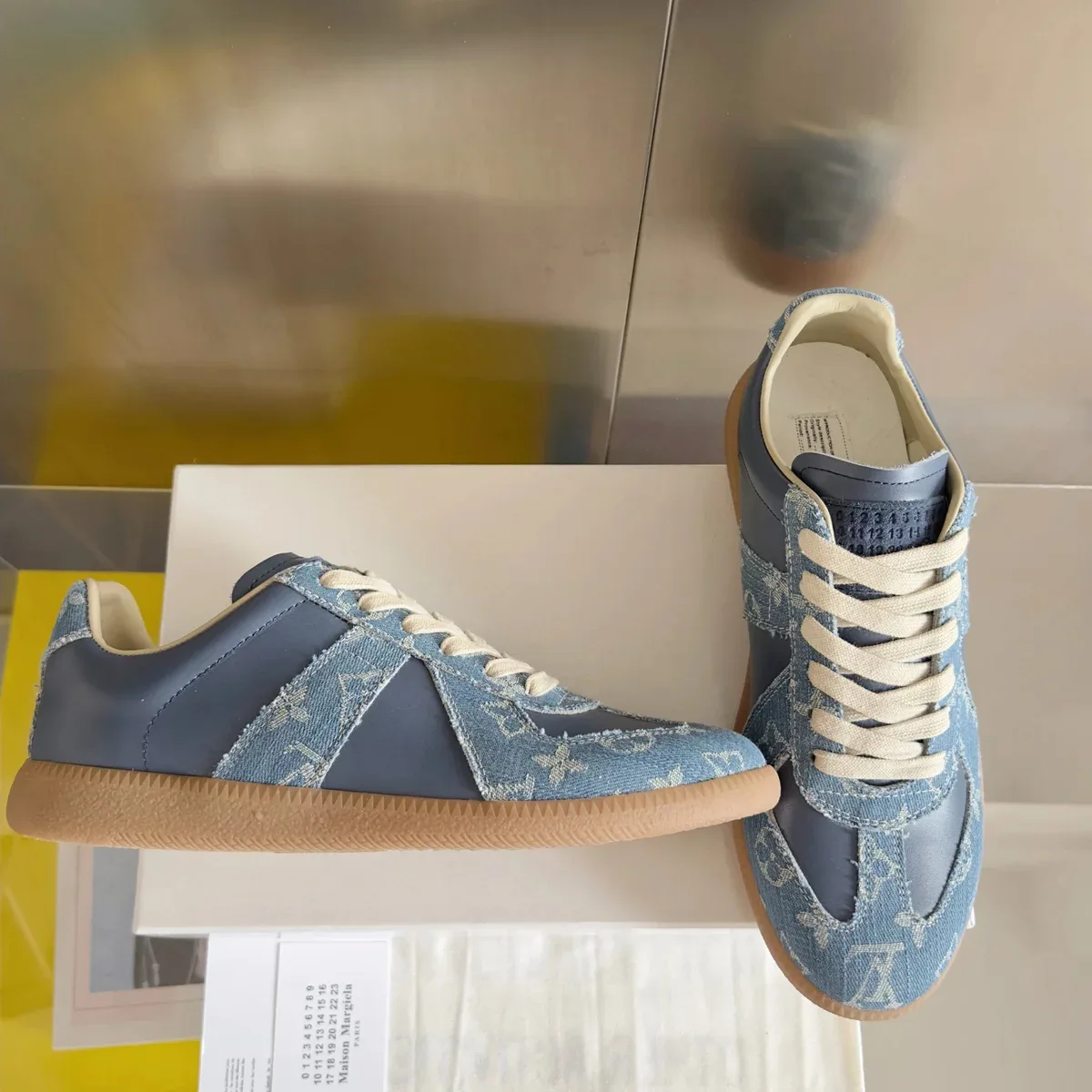 Maison Margiela Maison Margiela Replica Denim Low-Top Sneakers Blue - 1