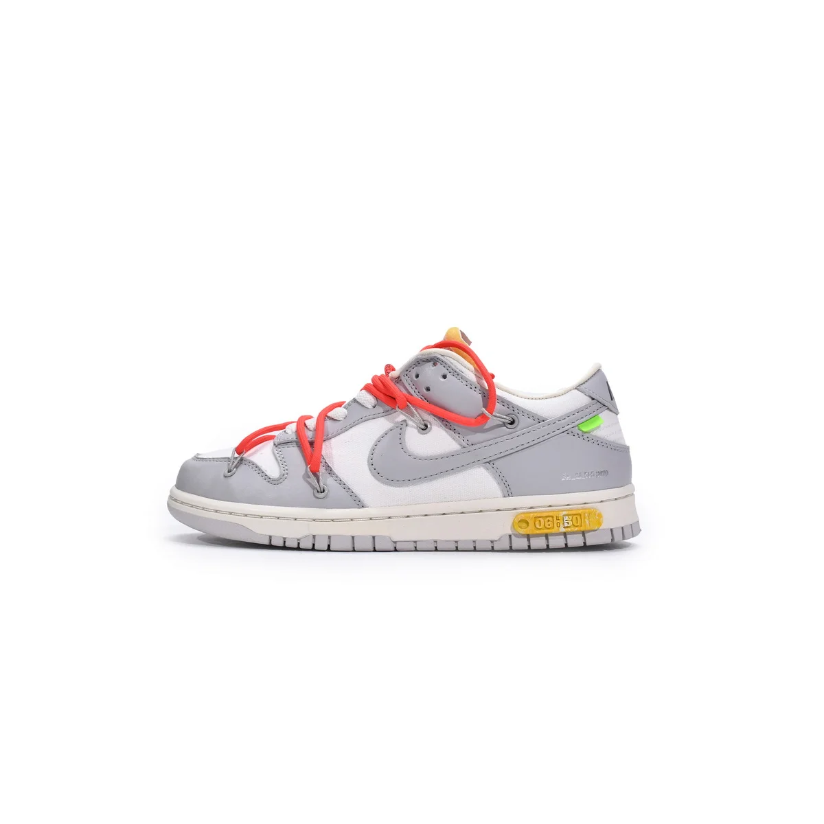 Nike Nike Dunk Low Off-White '08.50' Grey/Red Sneakers Grey - 1