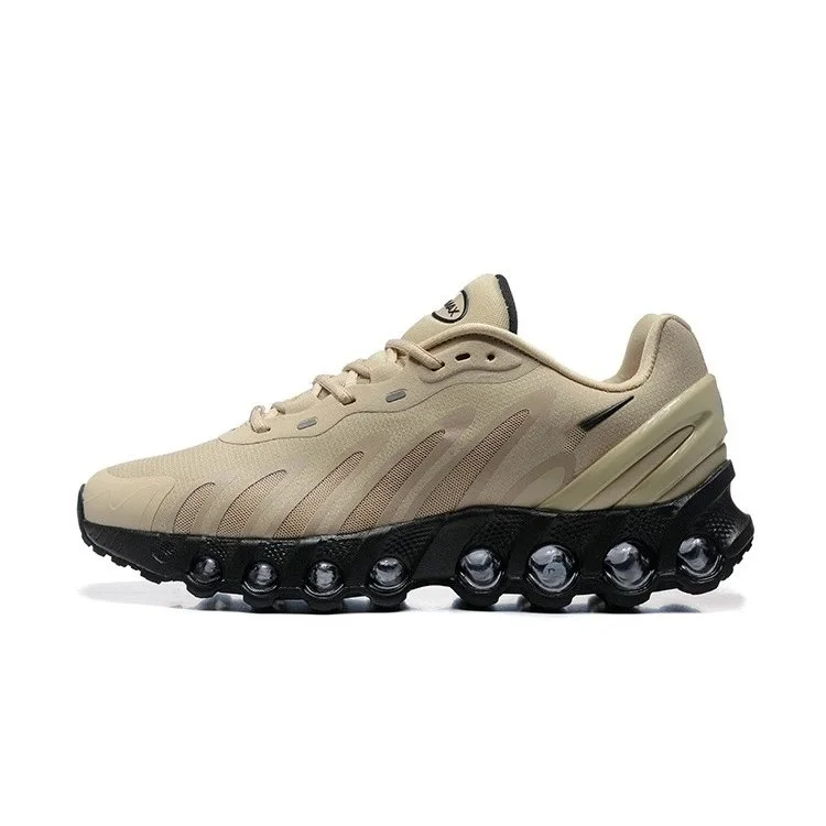 Nike Nike Air Max Shox Beige/Black Sneakers Beige - 1