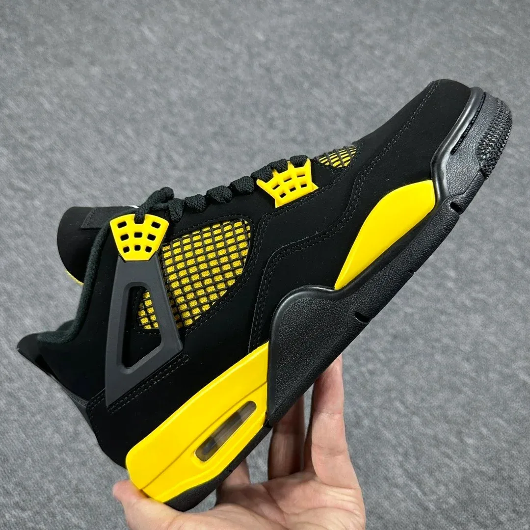Jordan Nike Air Jordan 4 Black Yellow Sneakers Black - 1