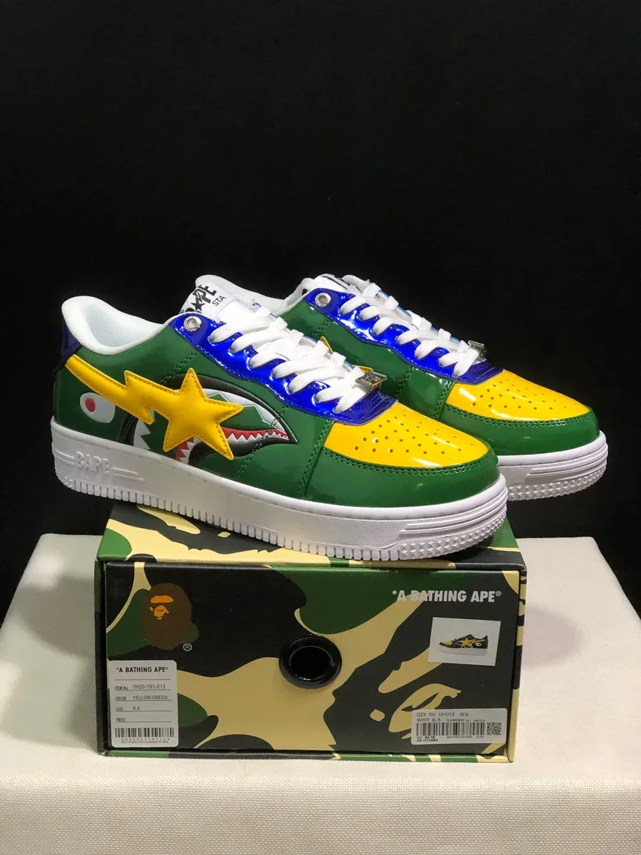 A Bathing Ape A Bathing Ape BAPE STA Green/Yellow Shark Sneakers Green - 1