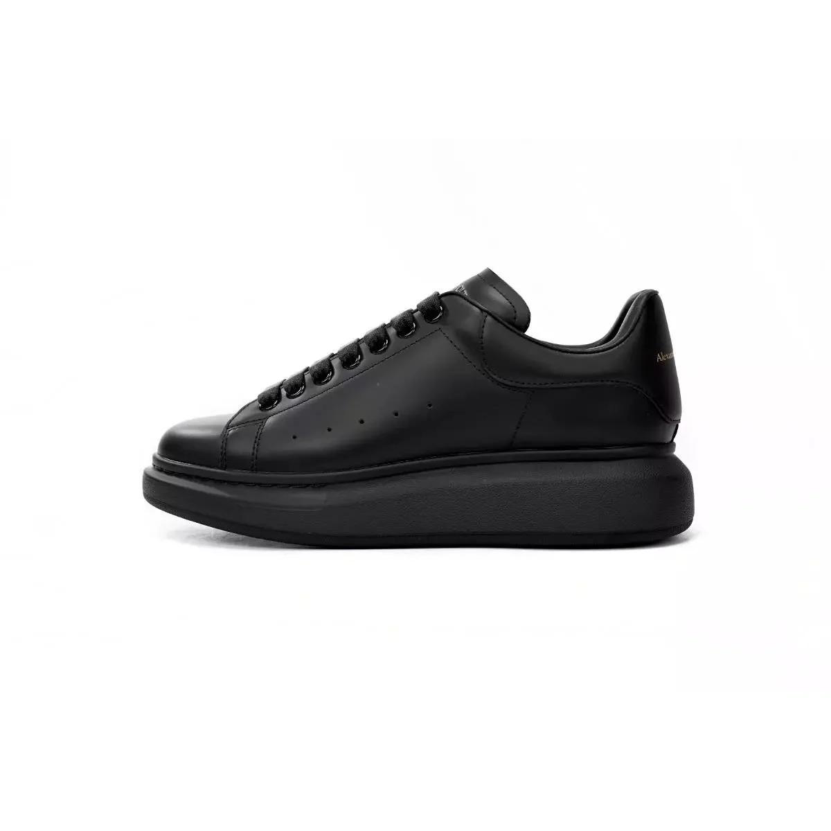 Alexander McQueen Alexander McQueen Oversized Sneakers All Black 553761 WHGP0 1000 Black - 1