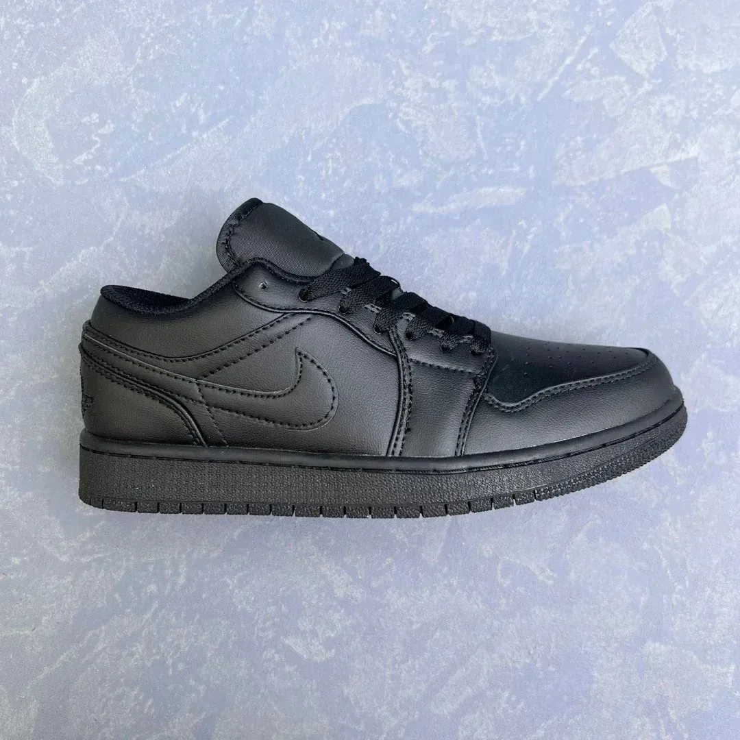 Nike Air Jordan 1 Low Triple Black Sneakers