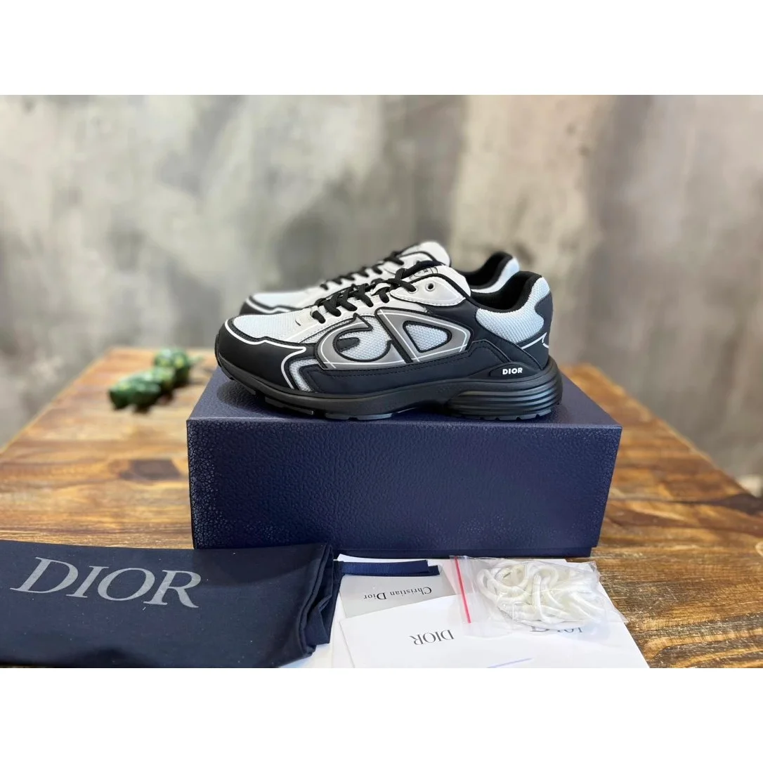 Dior Dior Book Tote B-16 Sneakers