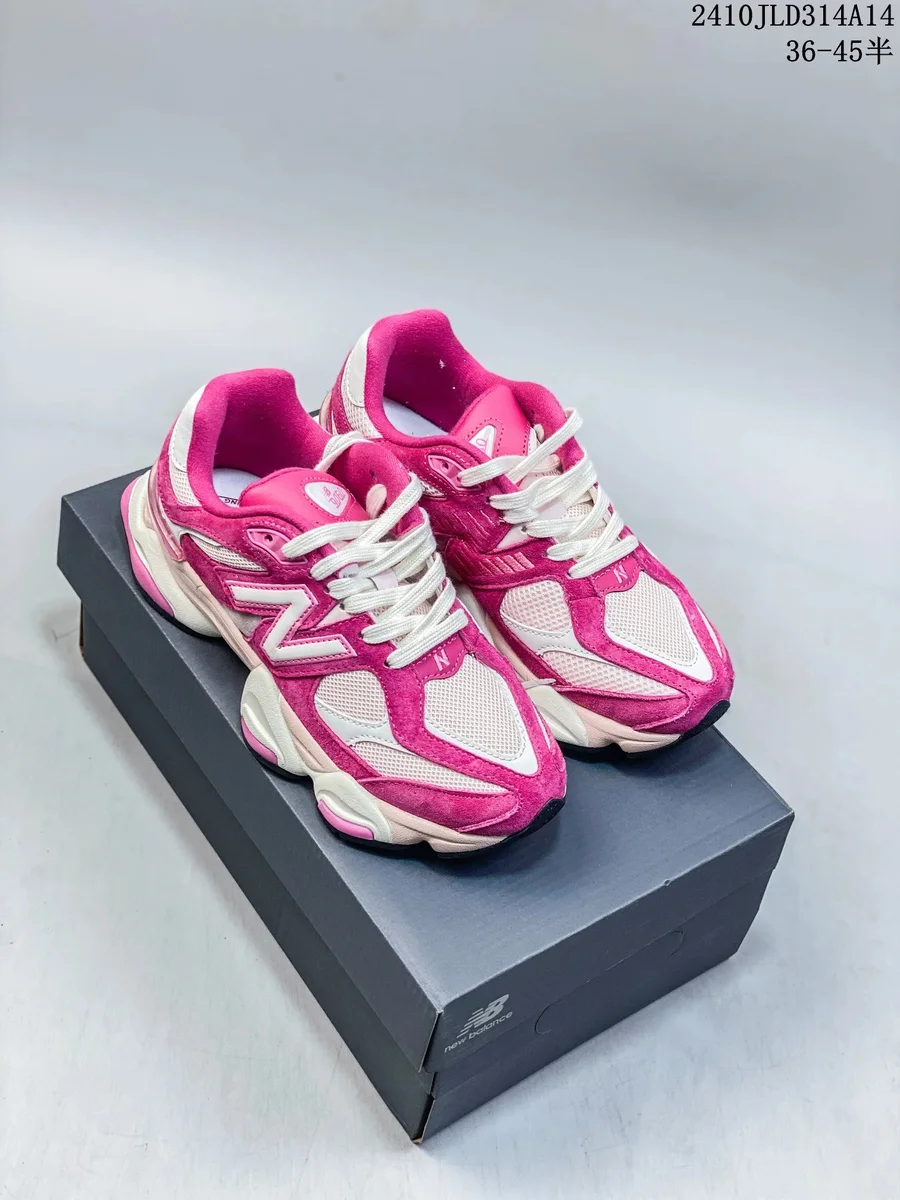 New Balance 900 Pink White Sneakers