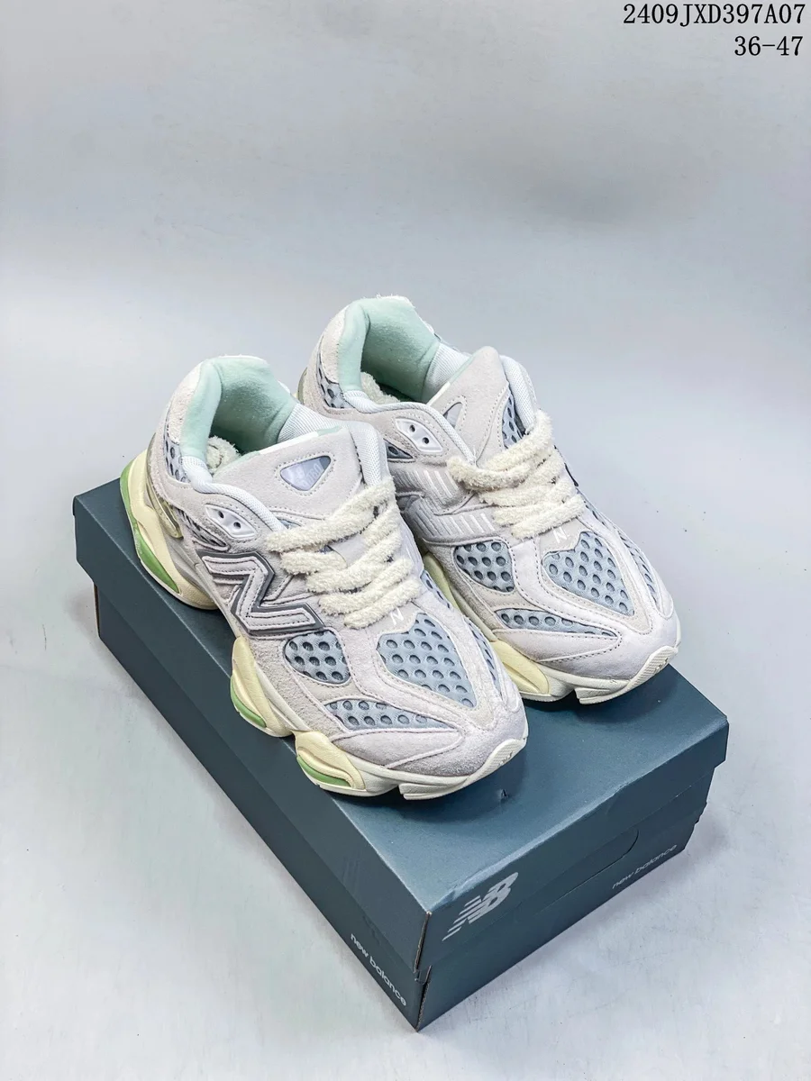 New Balance 900 'Cloud White' Sneakers