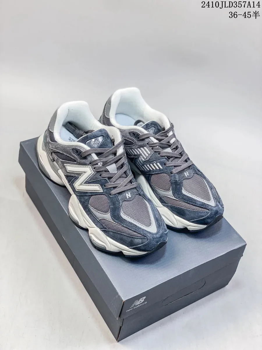 New Balance 900 'Grey/White' Sneakers