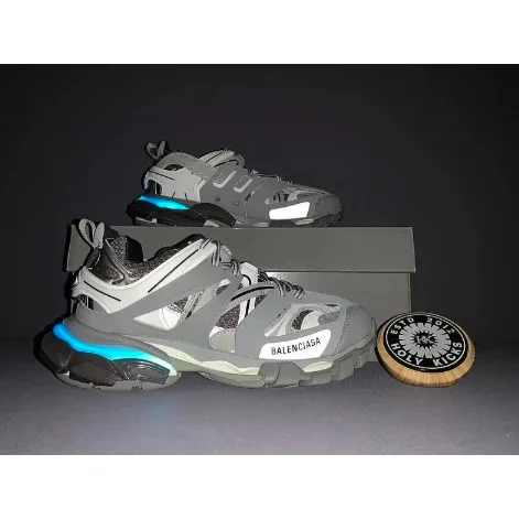 Balenciaga Track.3.0 38 LED灯 Sneakers