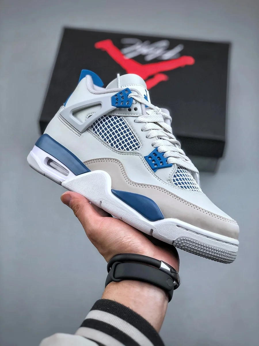 Nike Air Jordan 4 Sail/University Blue Sneakers