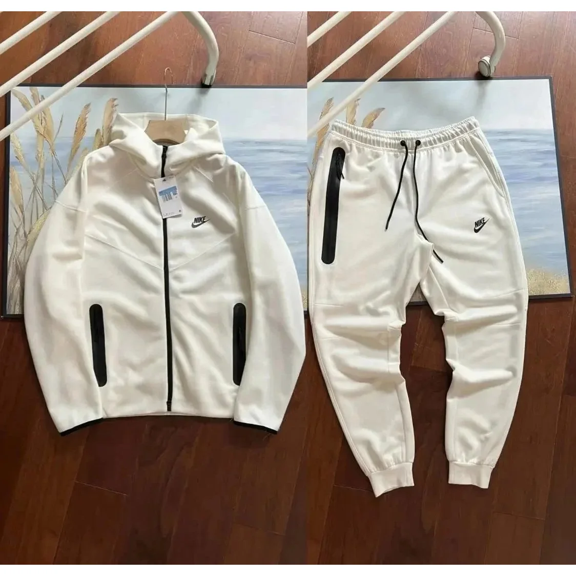 Nike Tech Fleece White & Black Tracksuit Set