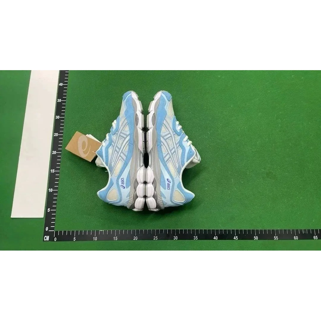 ASICS Gel-Nimbus 24 Light Blue Sneakers