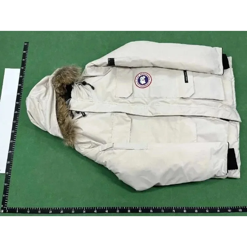Canada Goose Expedition Ivory Parka