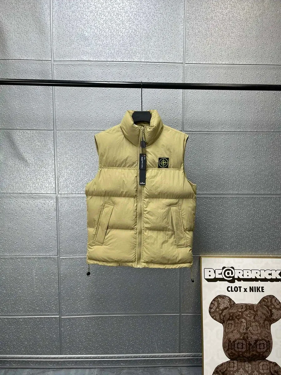 Stone Island 68-15 Olive Puffer Vest