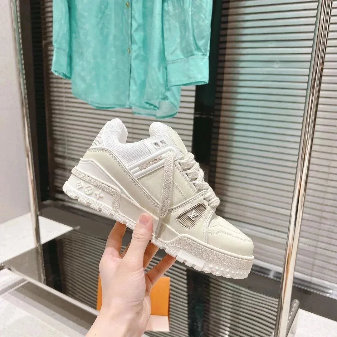 Louis Vuitton LV Trainer Beige Sneakers