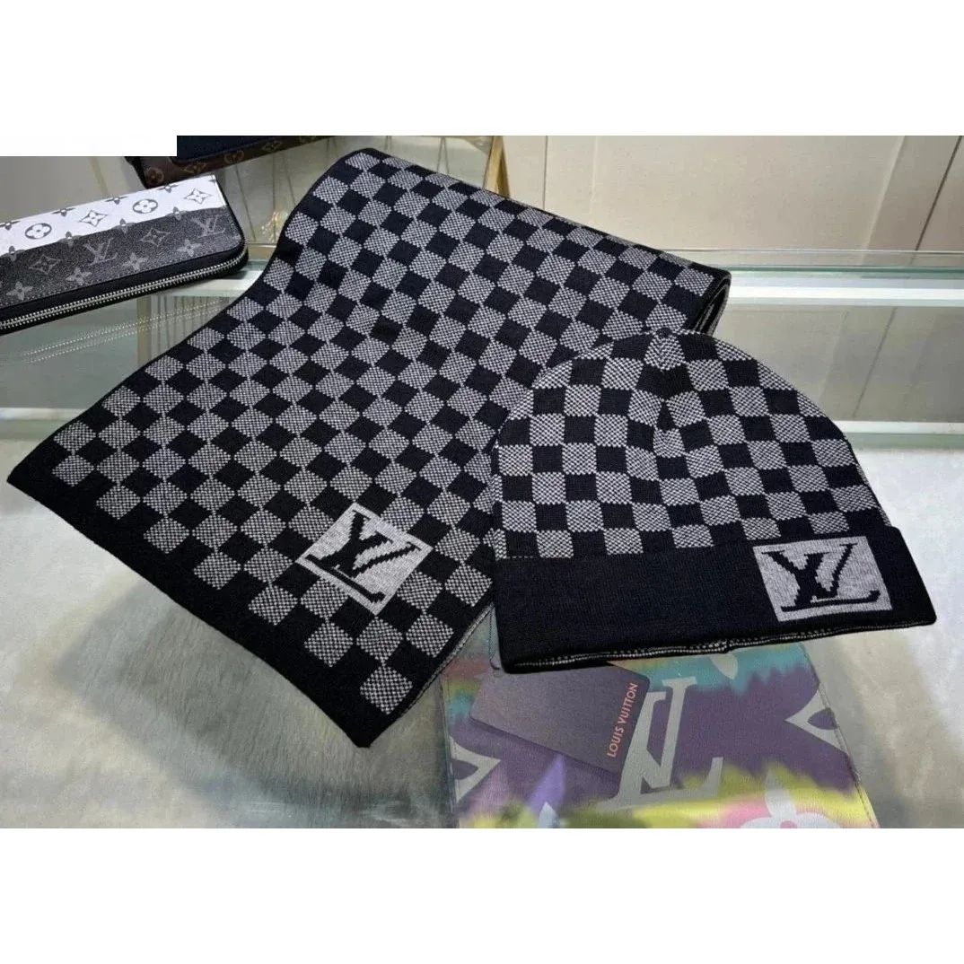 Louis Vuitton Damier Scarf & Beanie Set Black/White