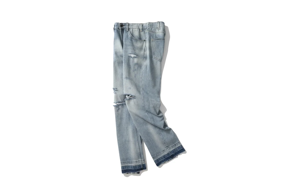 Distressed Denim Jeans with Frayed Hem