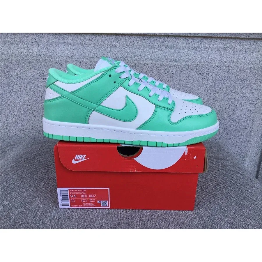 Nike Dunk Low 22 Sail/Green Sneakers