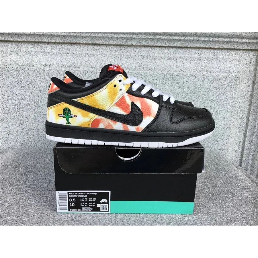 Nike SB Dunk Low Pro QS Tie-Dye Black Sneakers