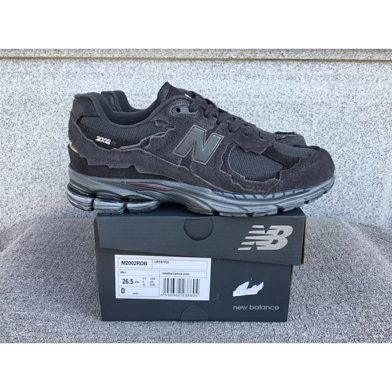 New Balance 2002R M2002RDB Black Sneakers