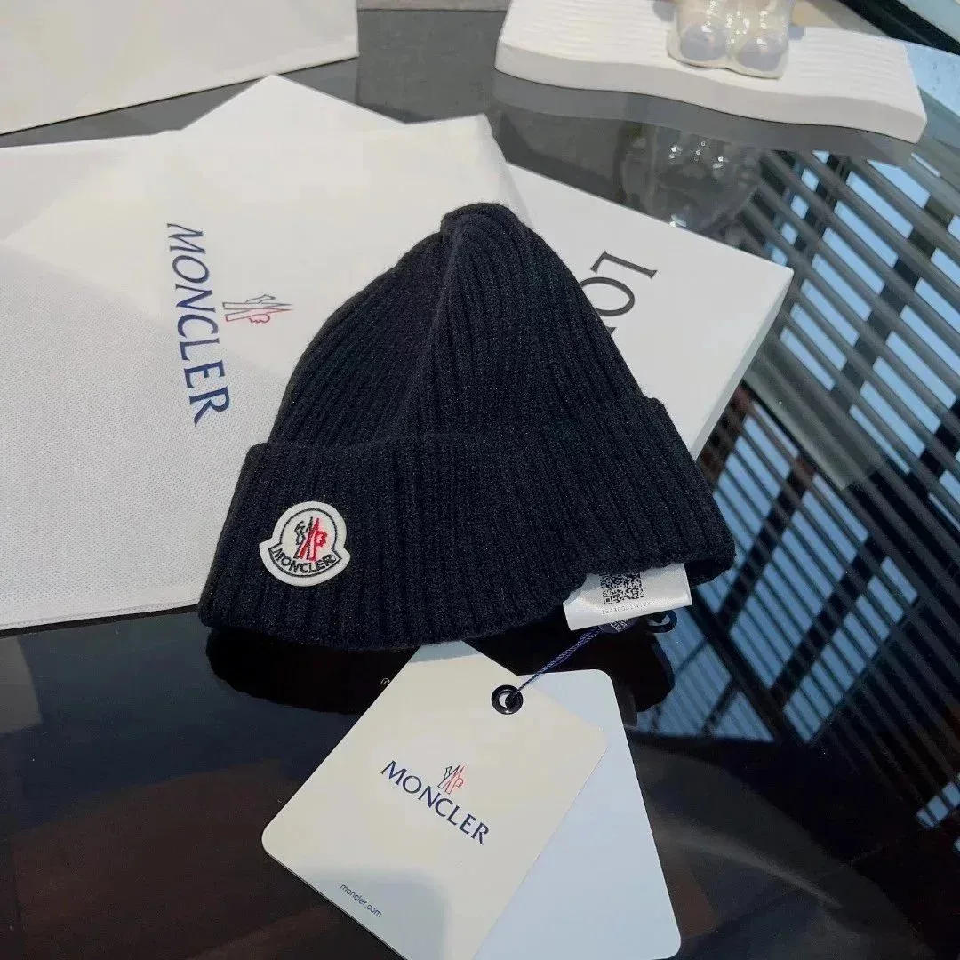 Moncler Classic Logo Beanie Black Headwear
