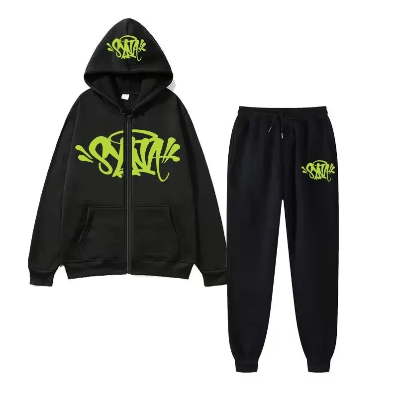 Streetwear Set with Graffiti Print in Black
