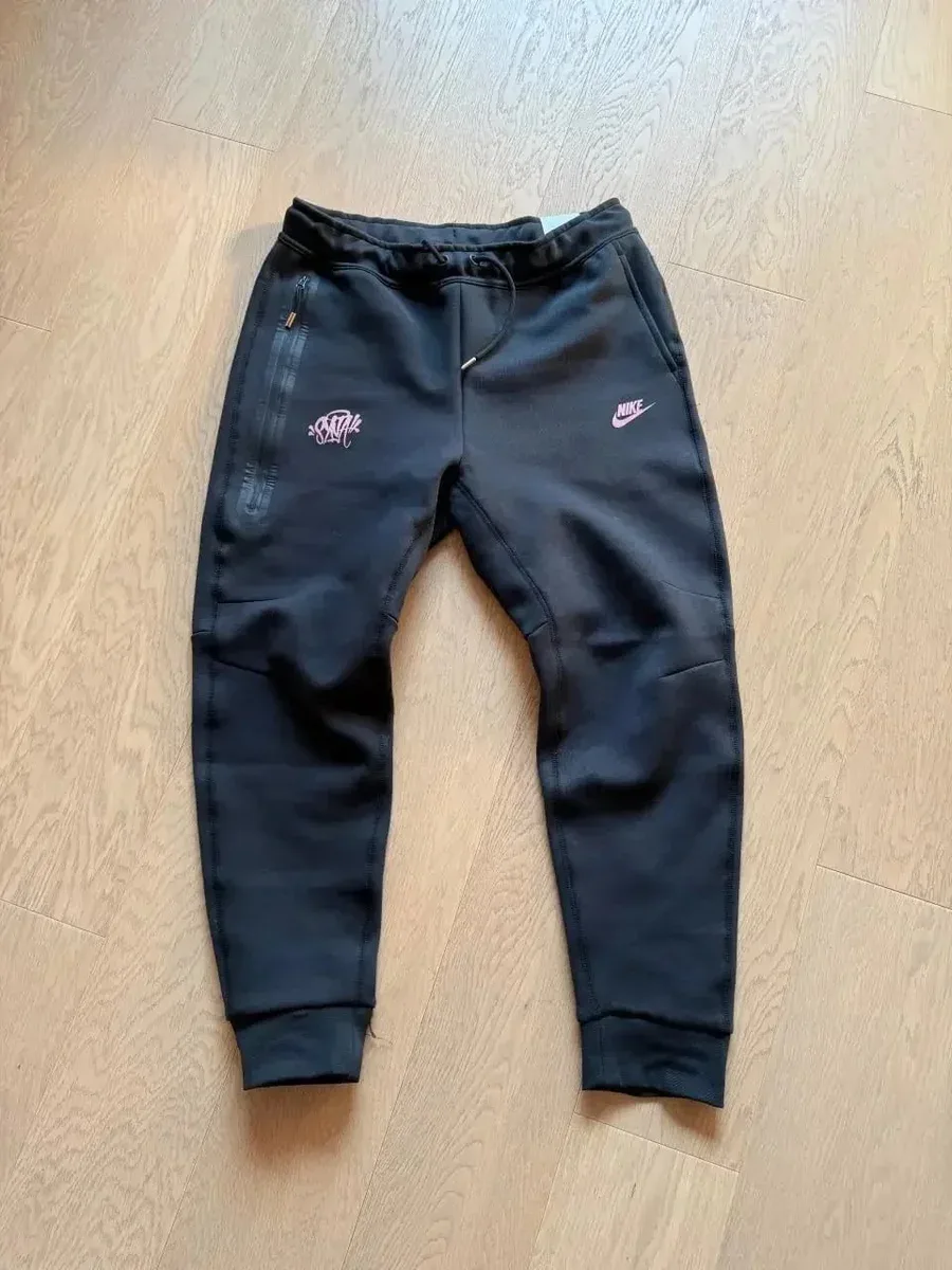 Nike Tech Fleece Black/Pink Sweatpants