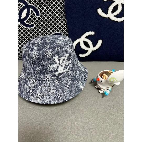 Louis Vuitton Neverfull Monogram Bucket Hat