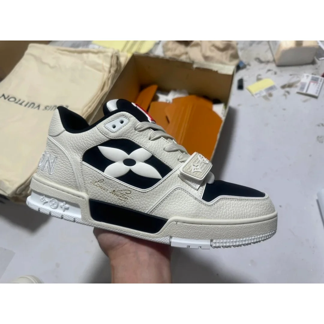 Louis Vuitton LV Trainer White/Black Sneakers
