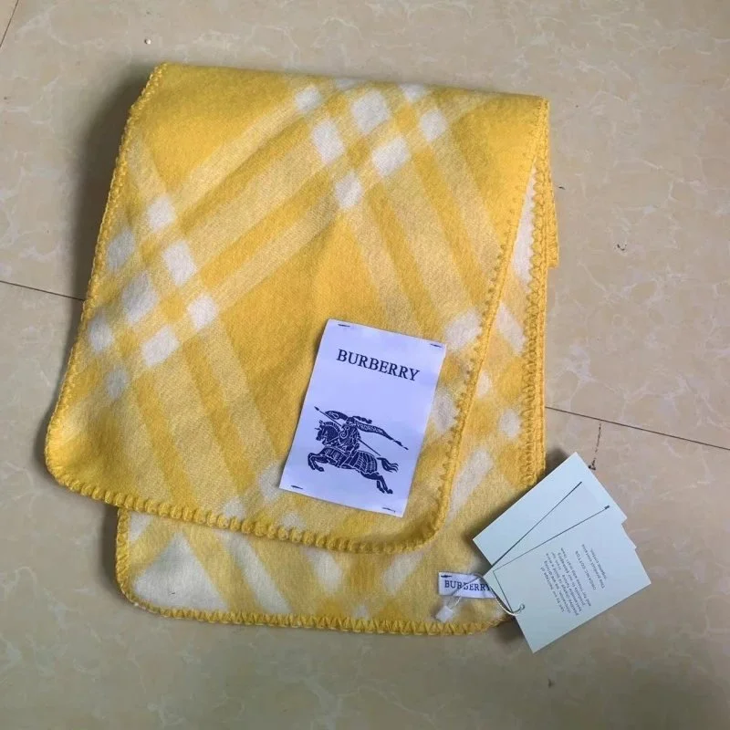 Burberry Check Scarf Yellow & White
