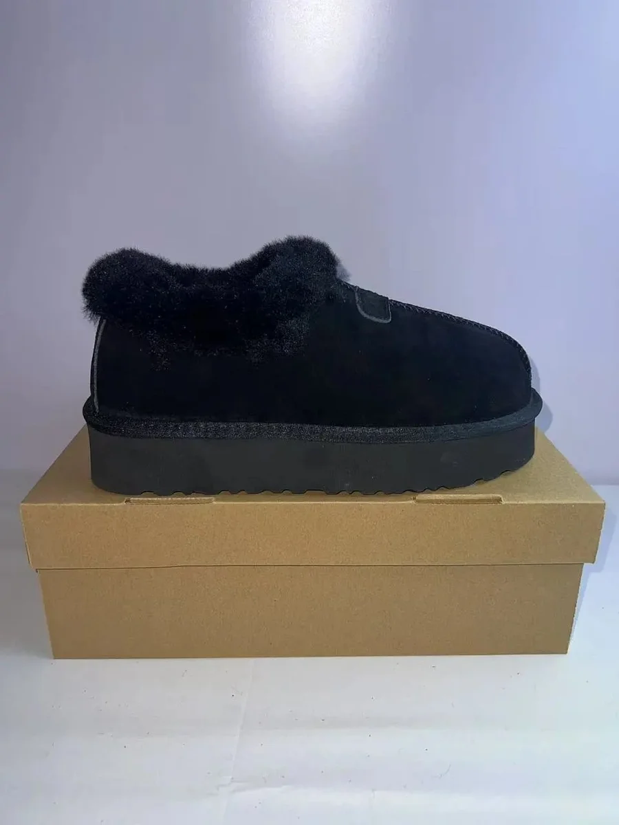 UGG Classic Short Black Slippers