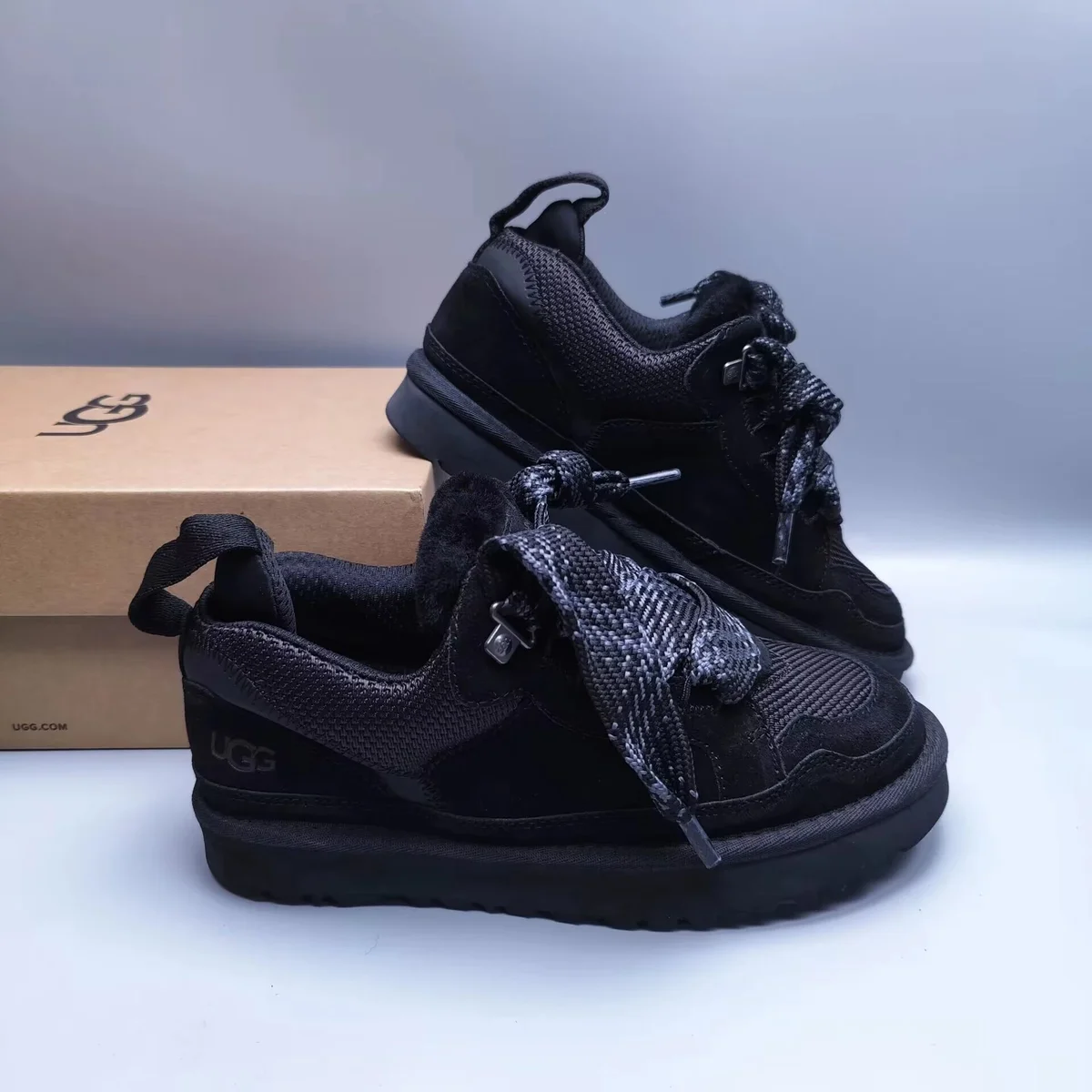 UGG Classic Short Black Sneakers