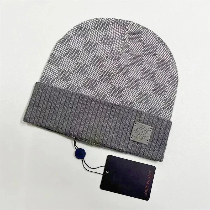 Louis Vuitton Damier Beanie 223# Light Grey Headwear