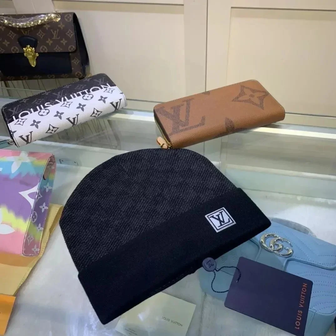 Louis Vuitton Beanie Black Wool Hat