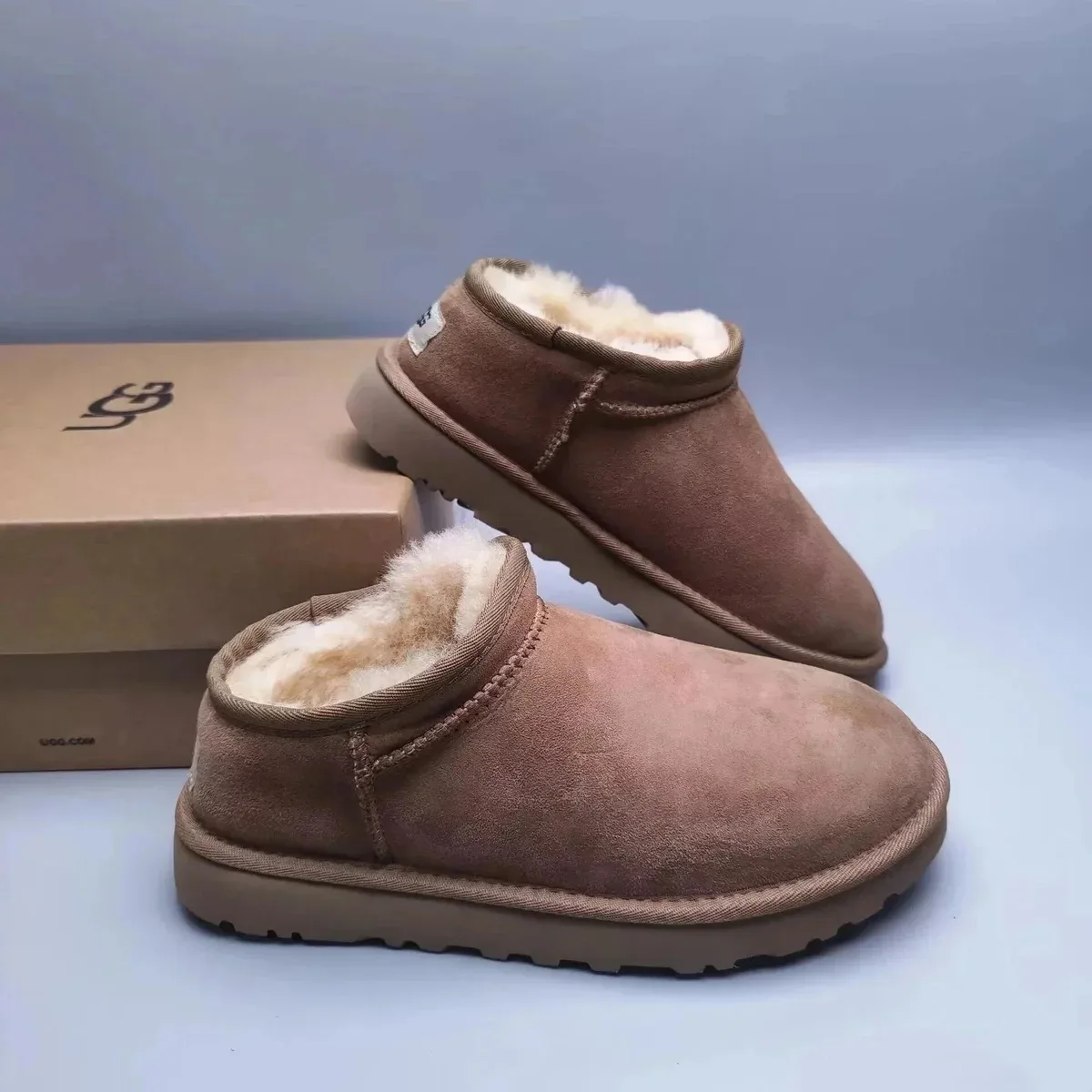 UGG Classic Short Chestnut Boots