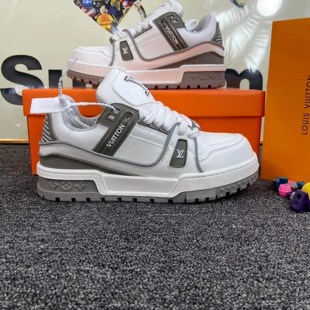 Louis Vuitton Tabi White/Grey Sneakers