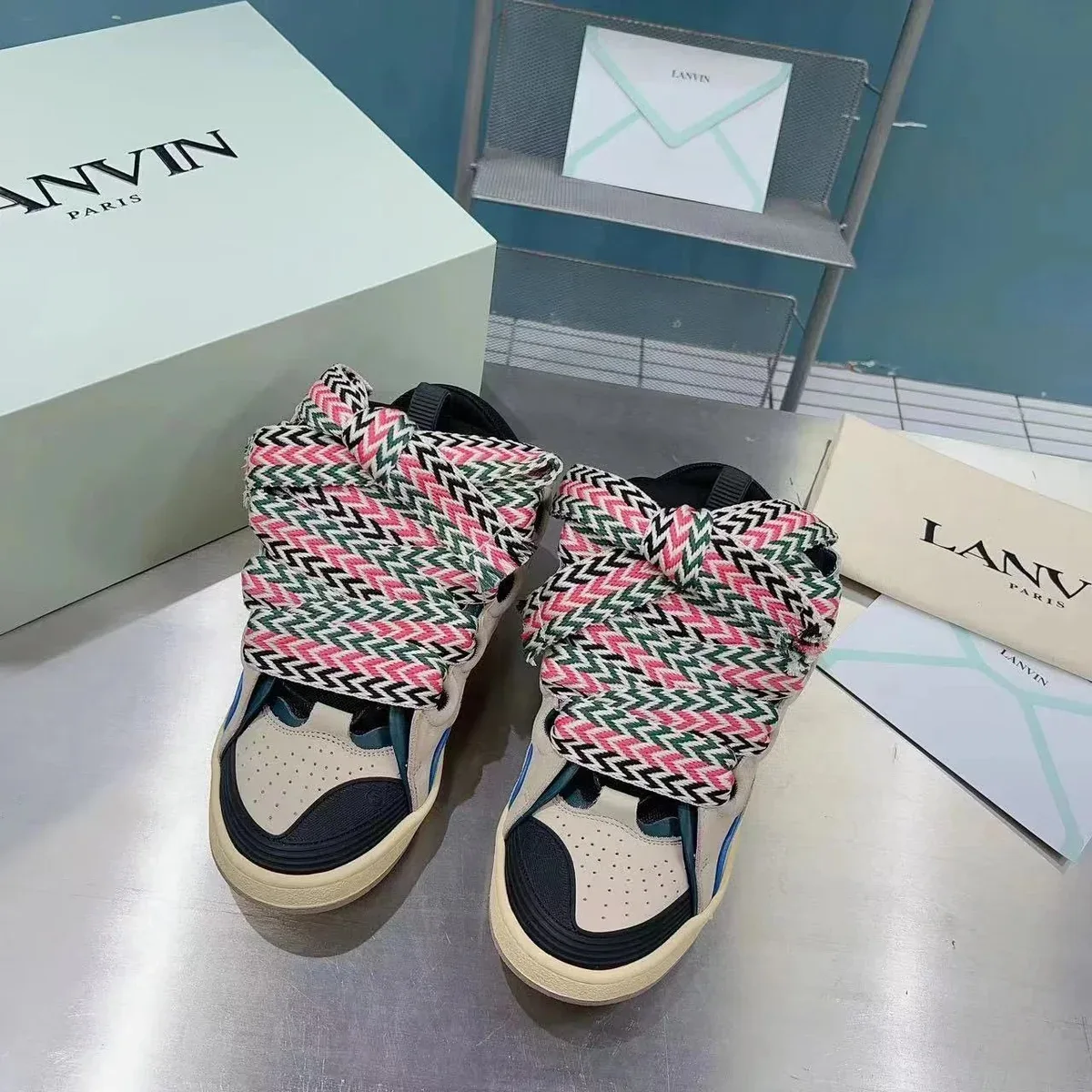 Lanvin Zigzag Laces Sneakers Beige/Blue