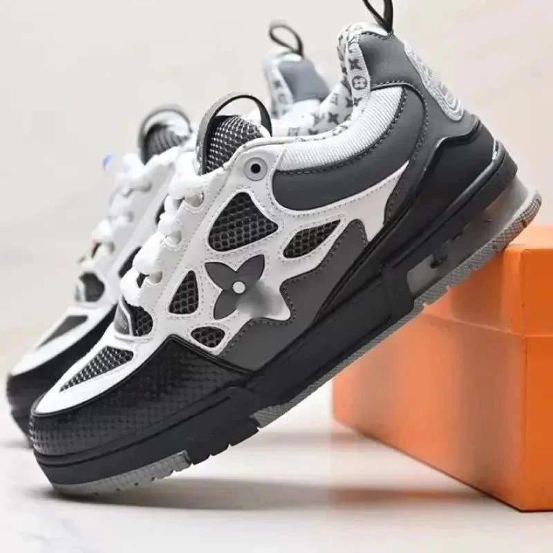 Louis Vuitton LV Trainer Black/White Sneakers