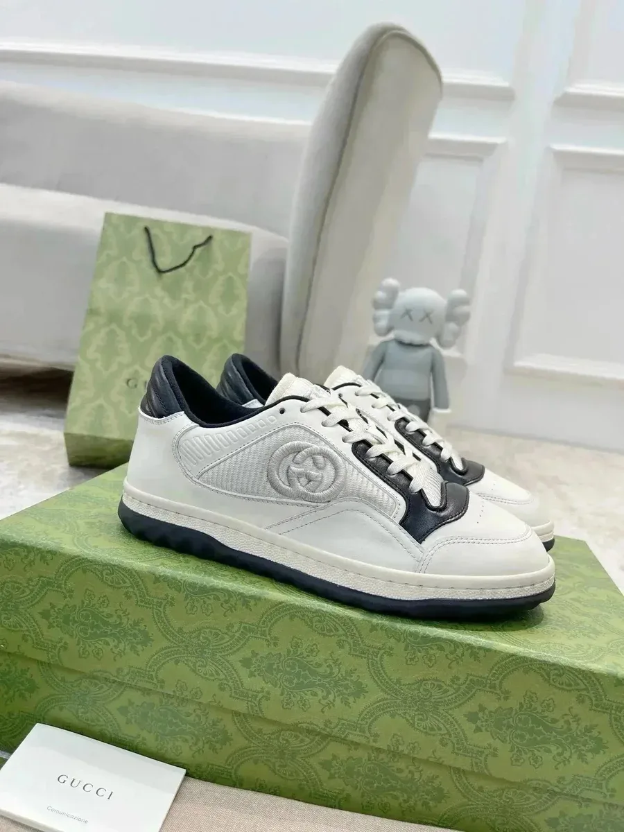 Gucci GG Supreme White & Black Sneakers