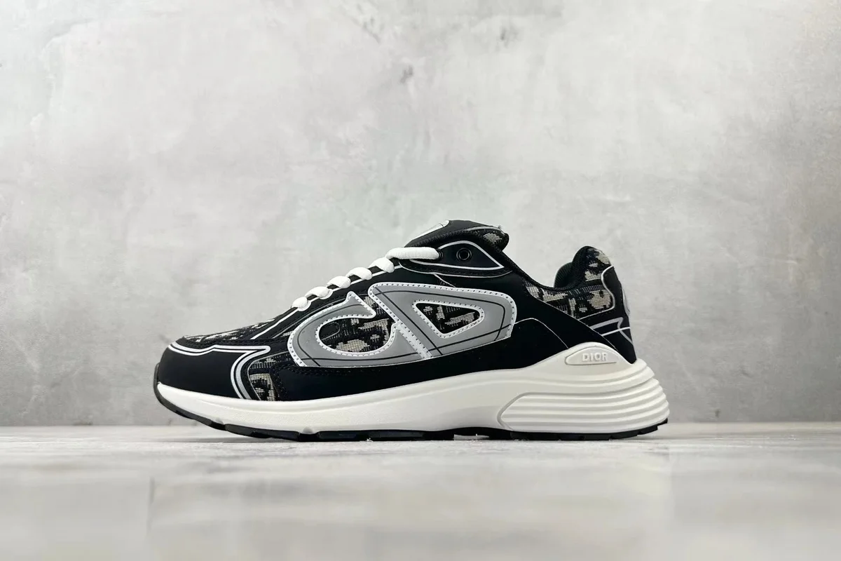 Dior Lady Dior Black/White Sneakers