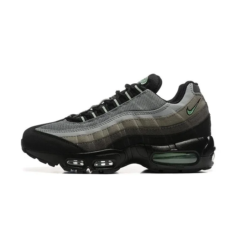 Nike Air Max 95 Triple Black Green Sneakers