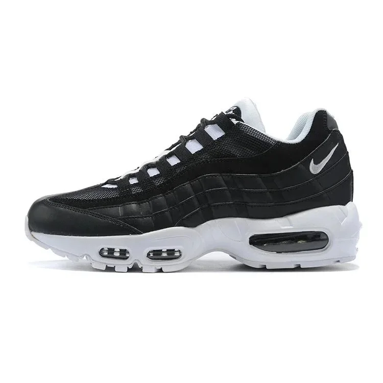 Nike Air Max 95 Black/White Sneakers