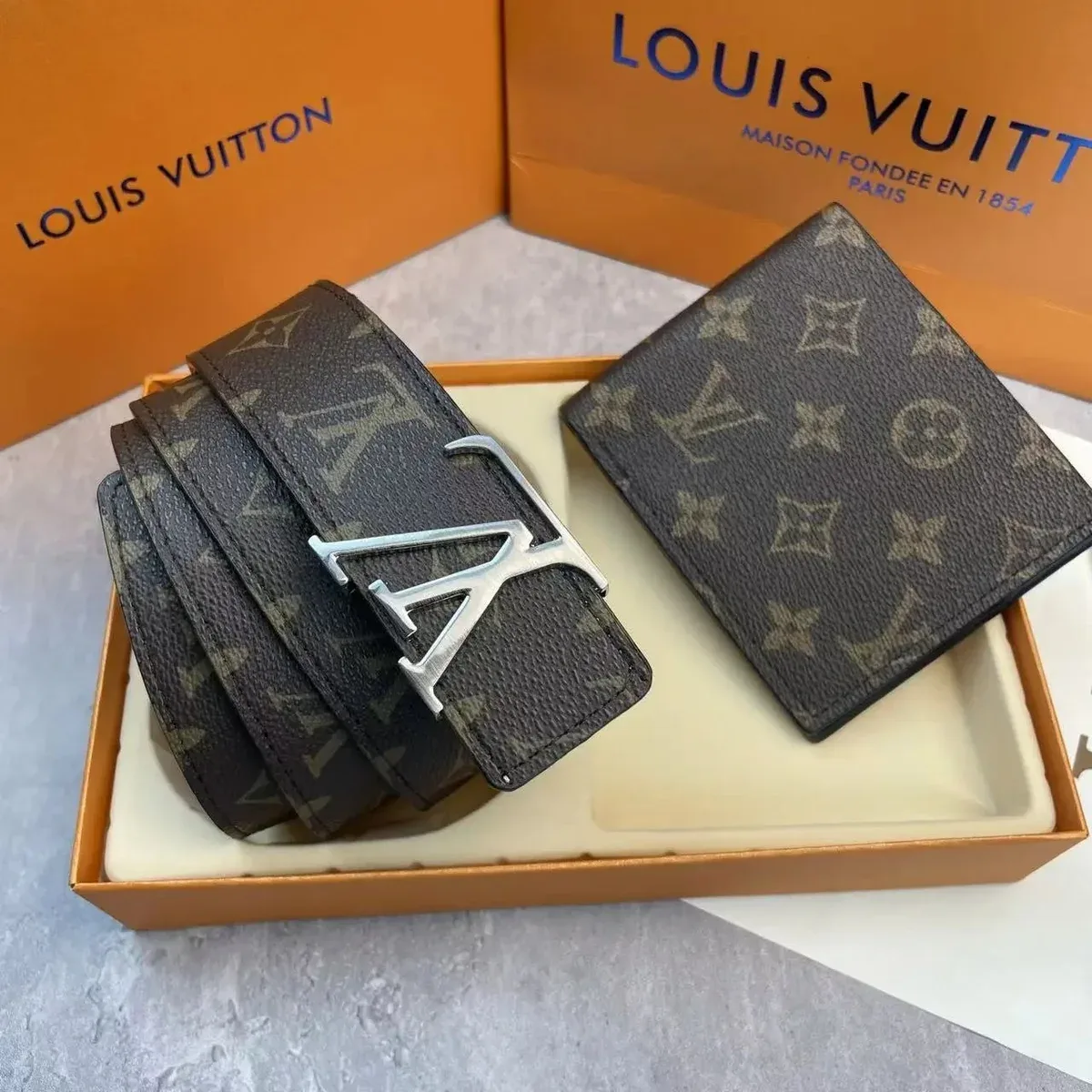 Louis Vuitton Monogram Belt & Wallet Set in Brown