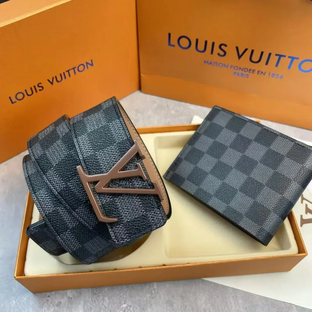 Louis Vuitton Tabi Damier Belt & Wallet Set