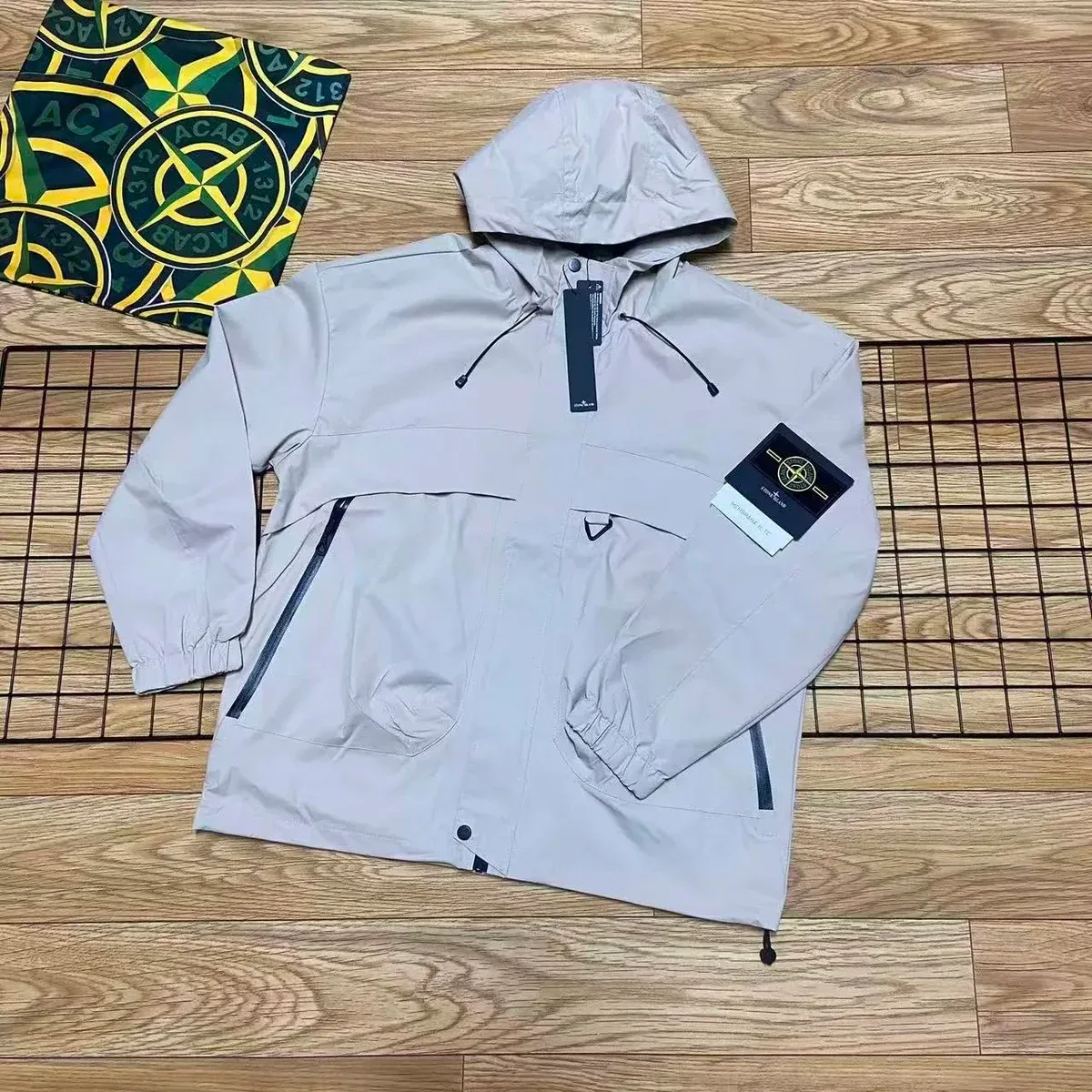 Stone Island 68-15 White Jacket